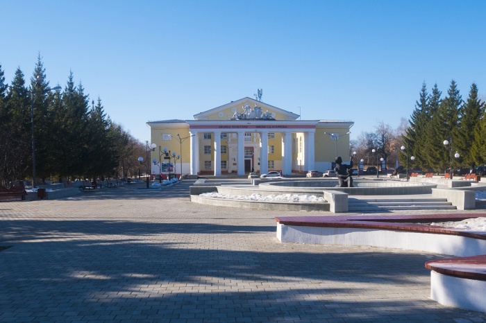 Афиша Дворца культуры имени Агаркова в Верхней Салде на апрель 2022 года
