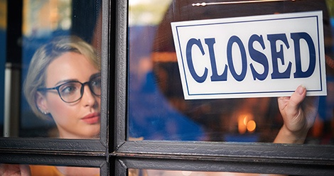 Какие магазины и организации закроют в Салде с 28 марта по 5 апреля?