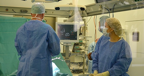 Хирурги клиники имени Тетюхина провели операцию с помощью уникального оборудования