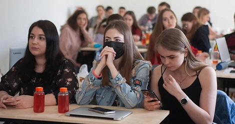 Студентов УрФУ вновь озадачили проблемой оттока жителей Верхней Салды