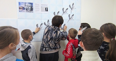 В библиотеке имени Мамина-Сибиряка прошёл литературный час «Праздник Белых журавлей»
