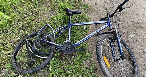 Пьяный водитель «Приоры» сбил велосипедиста на салдинской трассе и попытался скрыться