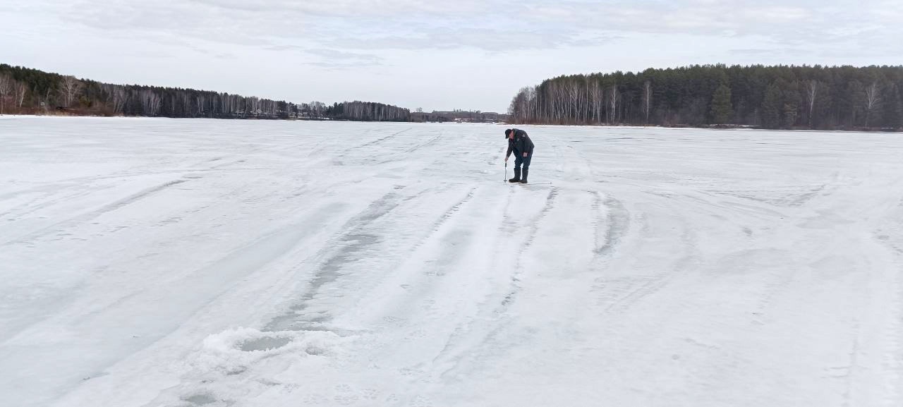 Салдинцам запретили выходить и выезжать на лёд водоёмов Салдинцам запретили выходить и выезжать на лёд водоёмов