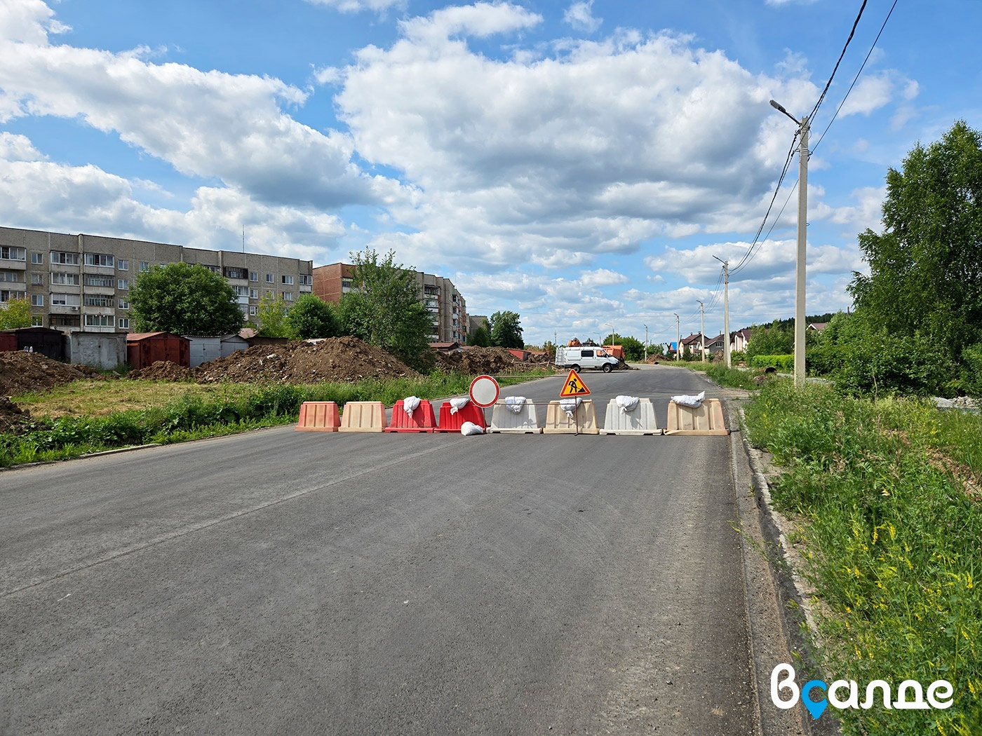 В Верхней Салде на две недели закрыли движение транспорта по улице Районная В Верхней Салде на две недели закрыли движение транспорта по улице Районная