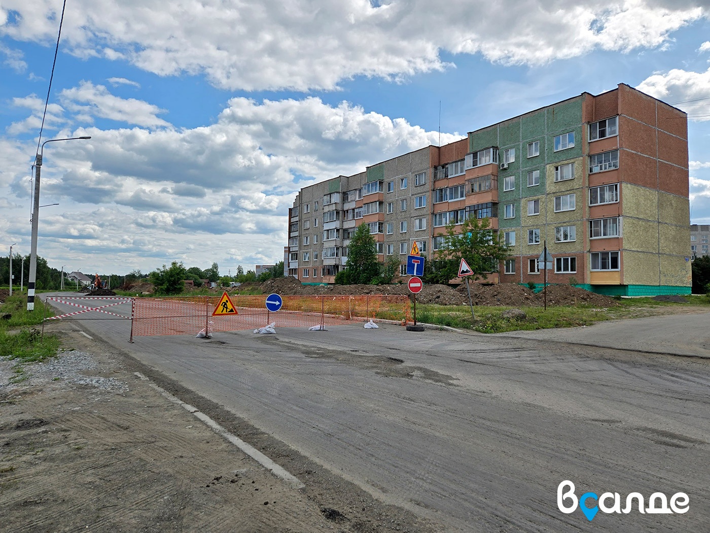В Верхней Салде на две недели закрыли движение транспорта по улице Районная В Верхней Салде на две недели закрыли движение транспорта по улице Районная