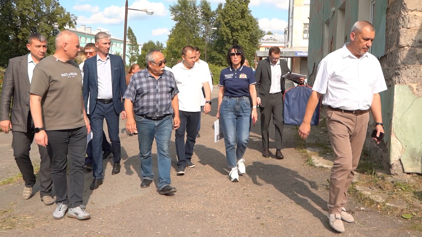 Жителям Верхней Салды семь лет обещают новую больницу. Теперь сразу две Жителям Верхней Салды семь лет обещают новую больницу. Теперь сразу две