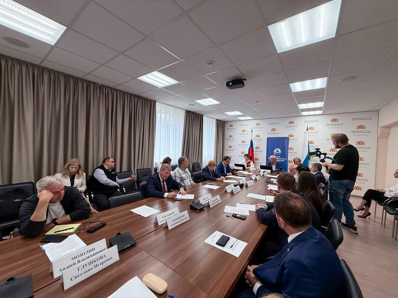 Семь претендентов на пост губернатора Семь претендентов на пост губернатора
