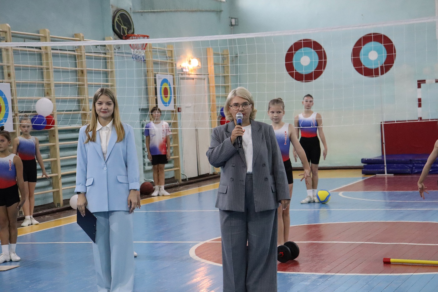 Скинулись на инвентарь. В Верхней Салде открыли «Территорию спорта» в школе № 3 Скинулись на инвентарь. В Верхней Салде открыли «Территорию спорта» в школе № 3