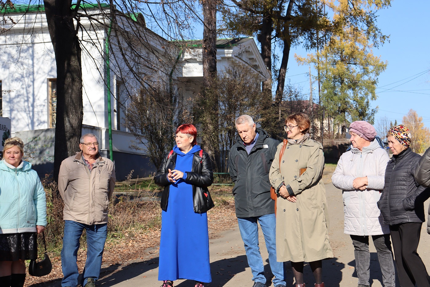 В Верхней Салде установили памятную табличку газете «Салдинский рабочий» В Верхней Салде установили памятную табличку газете «Салдинский рабочий»