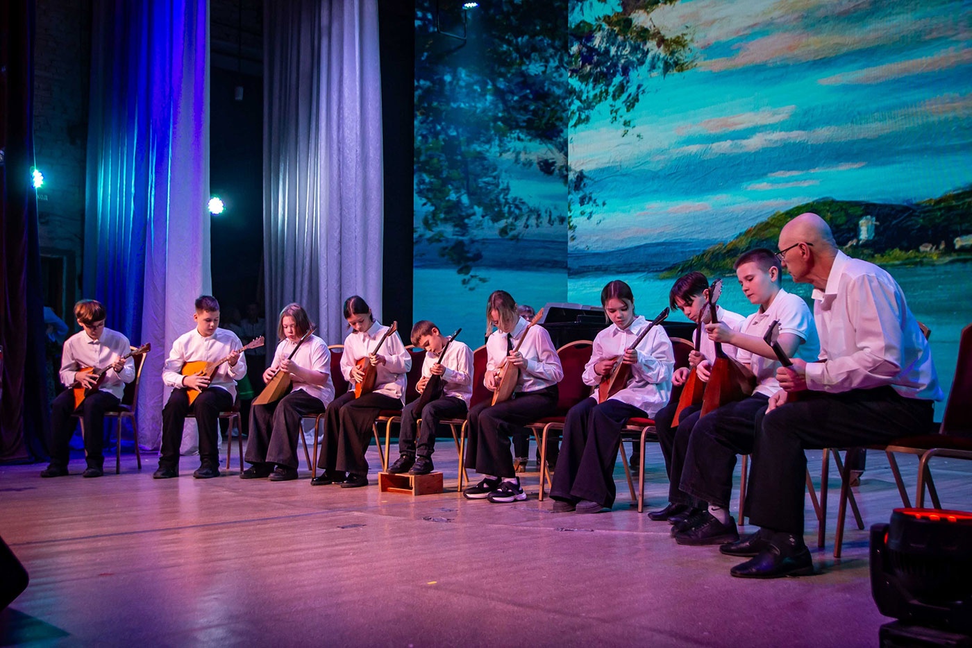 Салдинцы отметили День народного единства Салдинцы отметили День народного единства