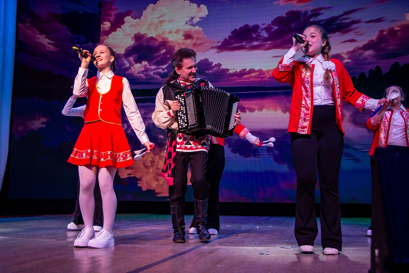 Салдинцы отметили День народного единства Салдинцы отметили День народного единства