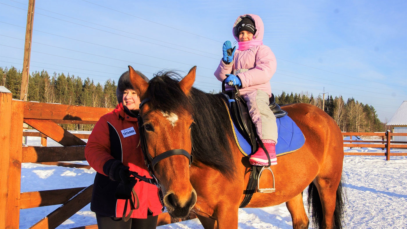 Зимний сезон на «Дальнем хуторе»! Популярные детские комплексы и квесты Зимний сезон на «Дальнем хуторе»! Популярные детские комплексы и квесты