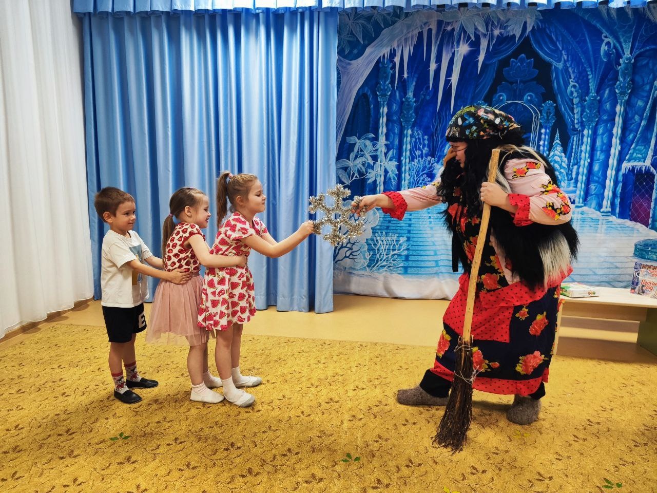 27 �������. ������ ������-����� ⠫�������