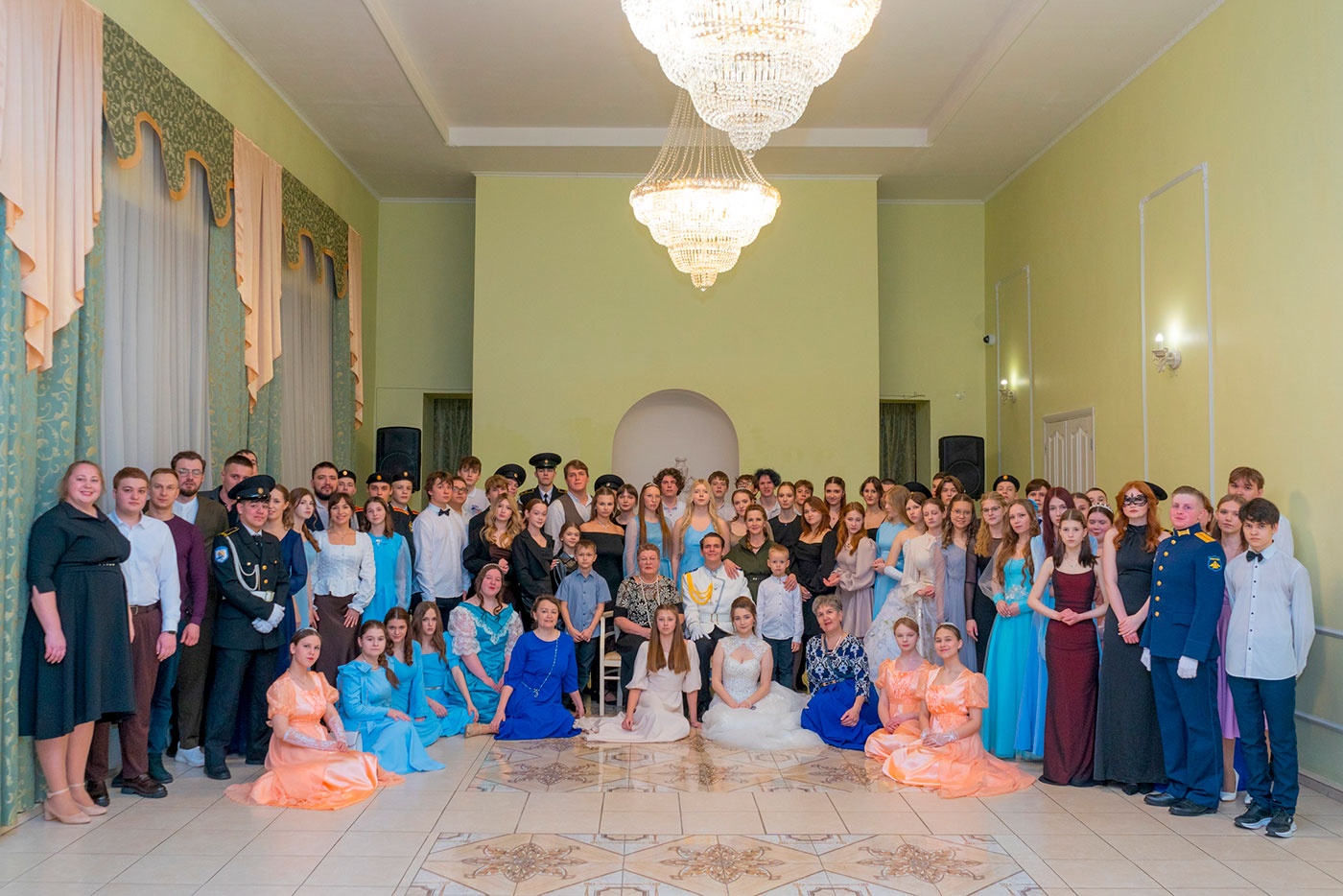 Бал декабристов Бал декабристов