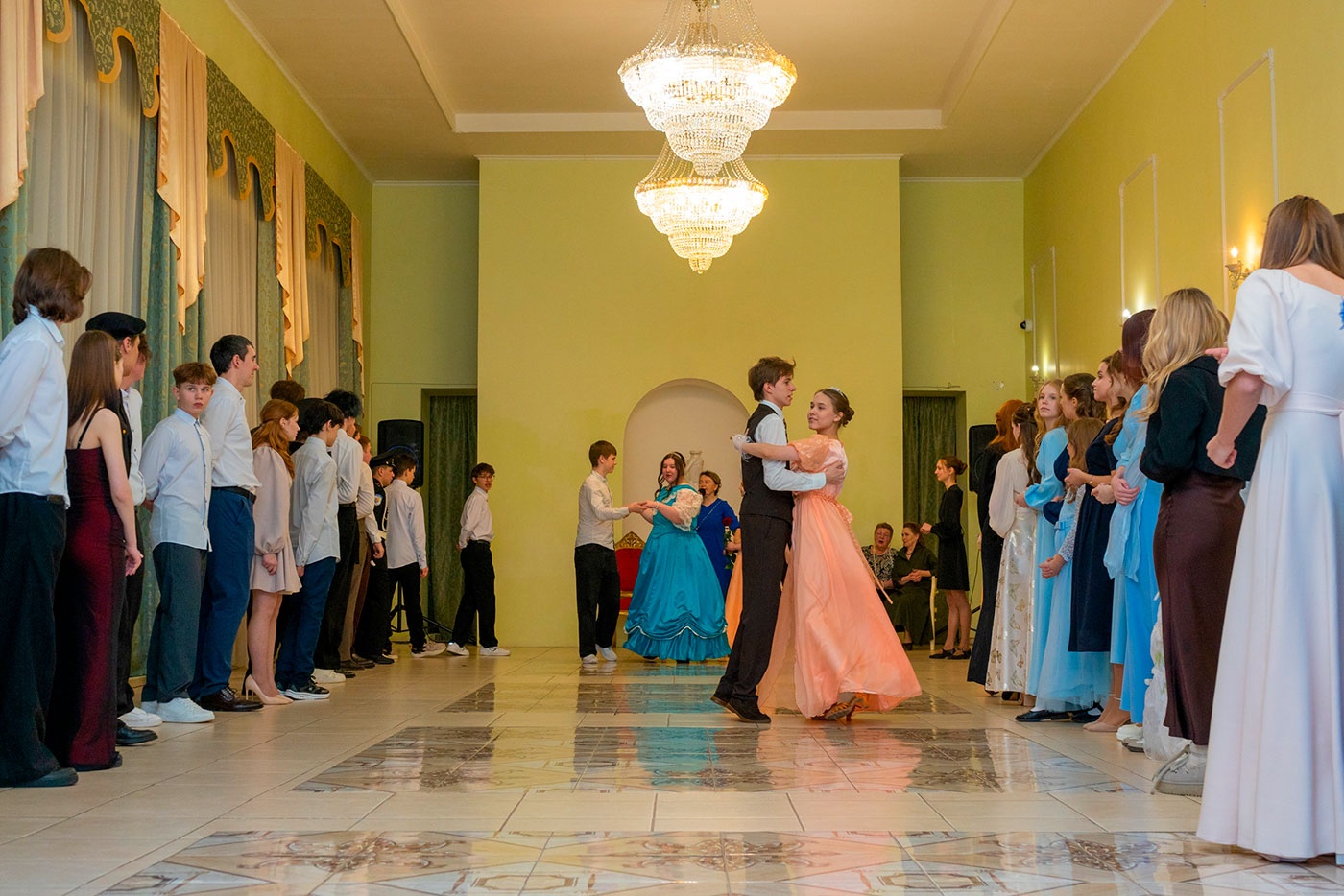 Бал декабристов Бал декабристов