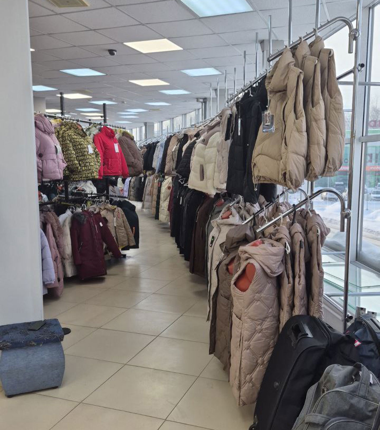 Магазин «Мега Галатика» открылся в ТЦ «Рождественский». Скидка 50% на одежду и обувь Магазин «Мега Галатика» открылся в ТЦ «Рождественский». Скидка 50% на одежду и обувь