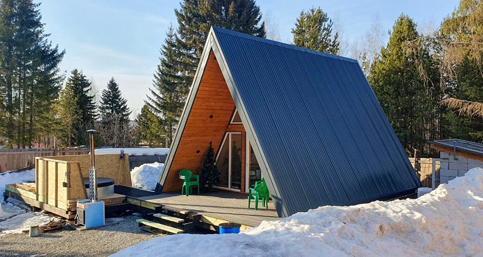 «Домик на горе» в Верхней Салде. Отдых, спорт, релакс «Домик на горе» в Верхней Салде. Отдых, спорт, релакс
