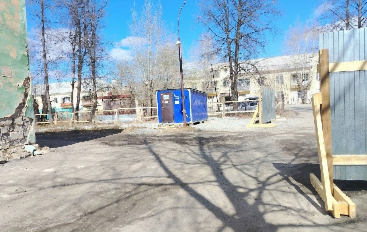 В Верхней Салде снесут старое здание на территории больничного городка В Верхней Салде снесут старое здание на территории больничного городка