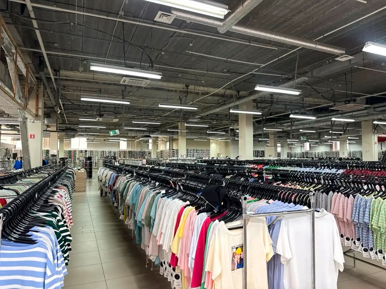 23 мая. Распродажа на китайском рынке одежды и обуви «Гуанчжоу» в Нижнем Тагиле 23 мая. Распродажа на китайском рынке одежды и обуви «Гуанчжоу» в Нижнем Тагиле