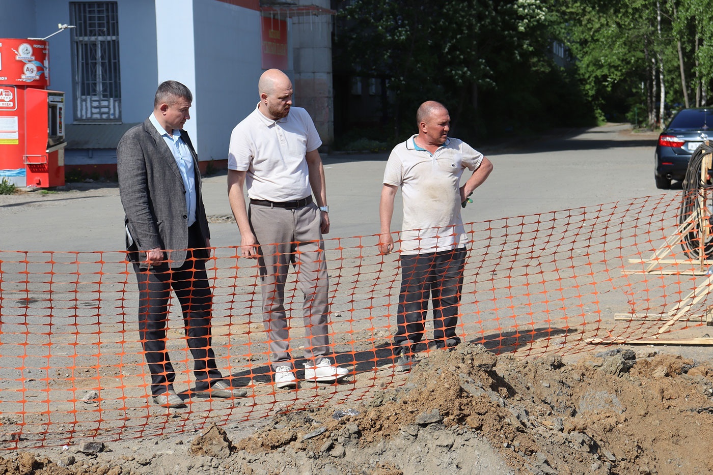 Трубы не приехали Трубы не приехали