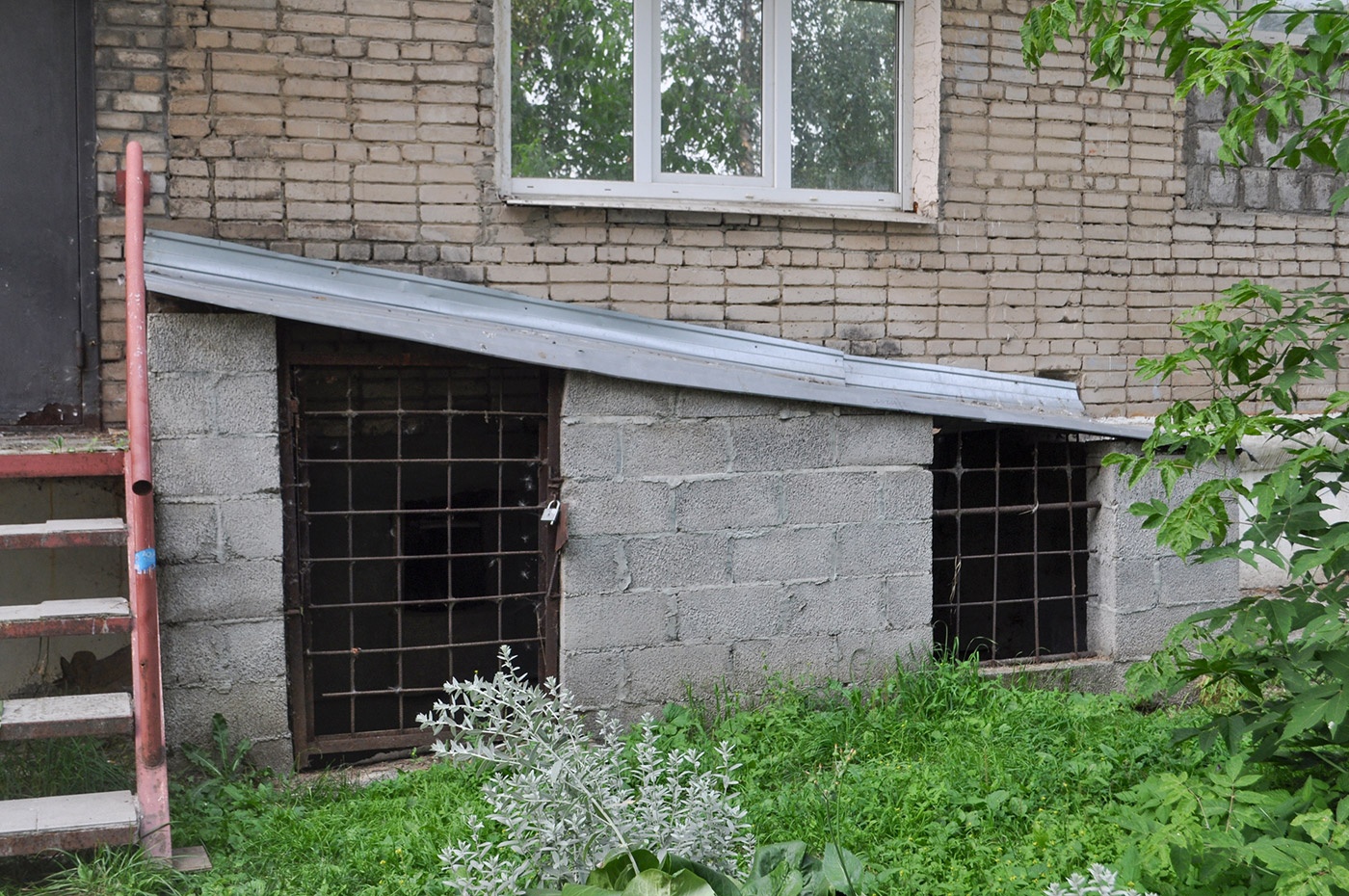 В подвалах салдинских домов организуют укрытия В подвалах салдинских домов организуют укрытия