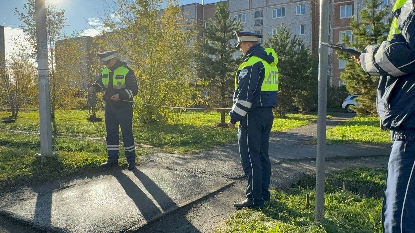 В Верхней Салде автоледи сбила на «зебре» женщину с ребёнком в коляске В Верхней Салде автоледи сбила на «зебре» женщину с ребёнком в коляске
