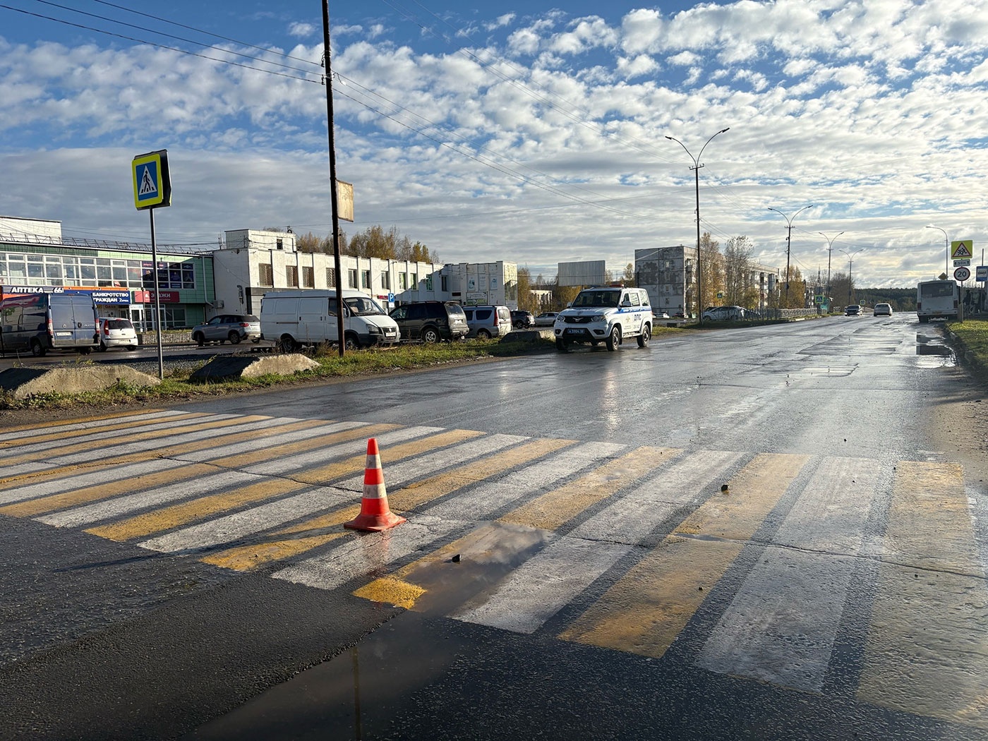 В Верхней Салде автоледи сбила на «зебре» женщину с ребёнком в коляске В Верхней Салде автоледи сбила на «зебре» женщину с ребёнком в коляске